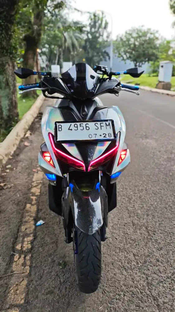 Aerox 155 Biru Silver Type R Tahun 2018