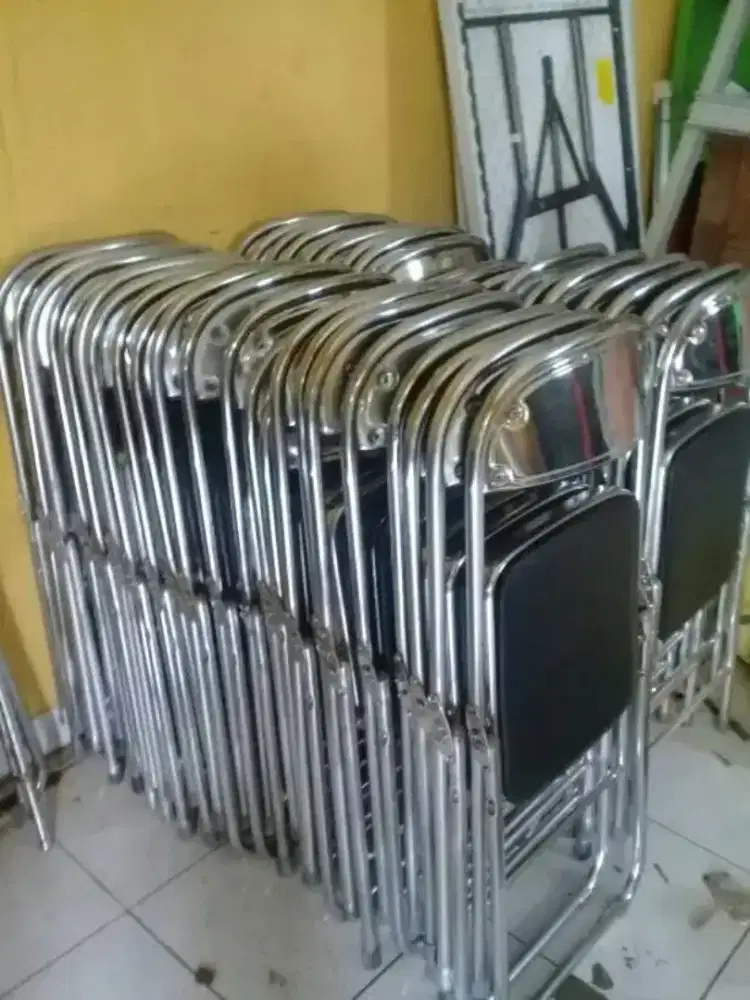 Kursi lipat rexondisi