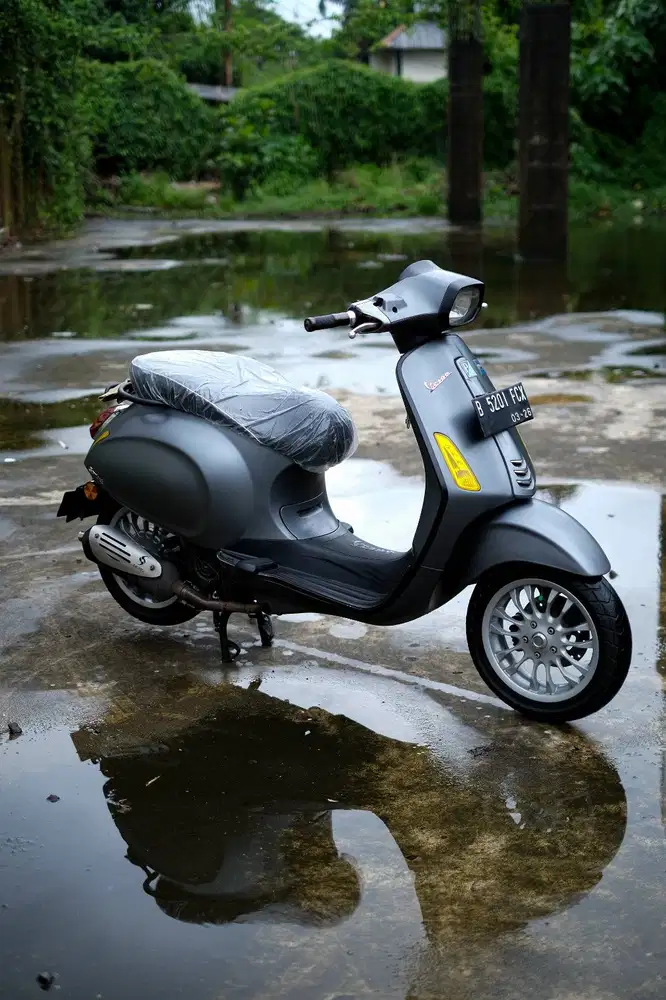 PIAGGIO VESPA SPRINT 150 3VIE 2015 MURAH BERGARANSI