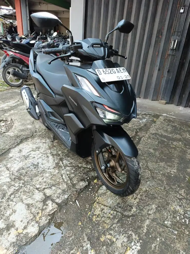 Honda Vario 160 cbs thn 2024