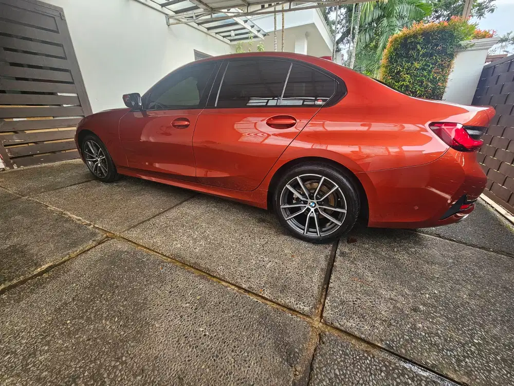 BMW 320i 2020 Bensin