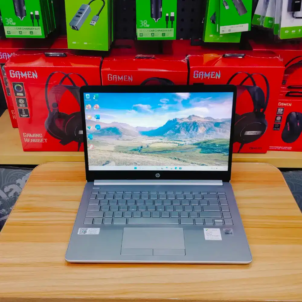 ​LIKE NEW! Laptop HP 14s i3-10th Gen - RAM 8GB/SSD 256GB - Garansi