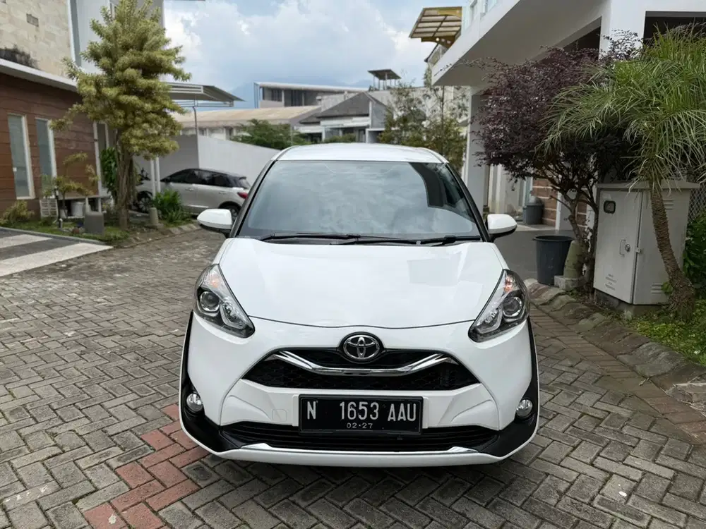 Toyota Sienta V AT 2021 Pmk 2022
