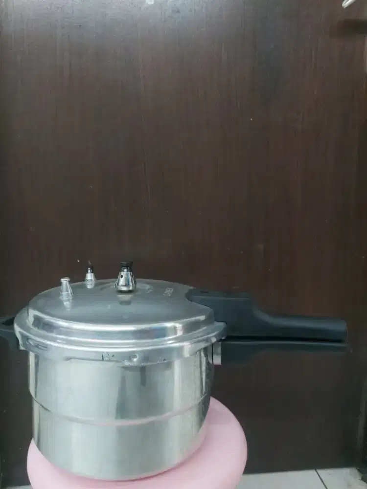 Jual murah panci presto sanex spt foto,100 ribu nett