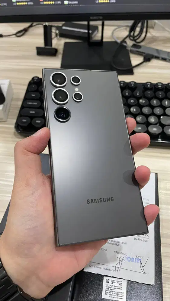 HOT Samsung Galaxy S24 Ultra 12/256 GB 2025