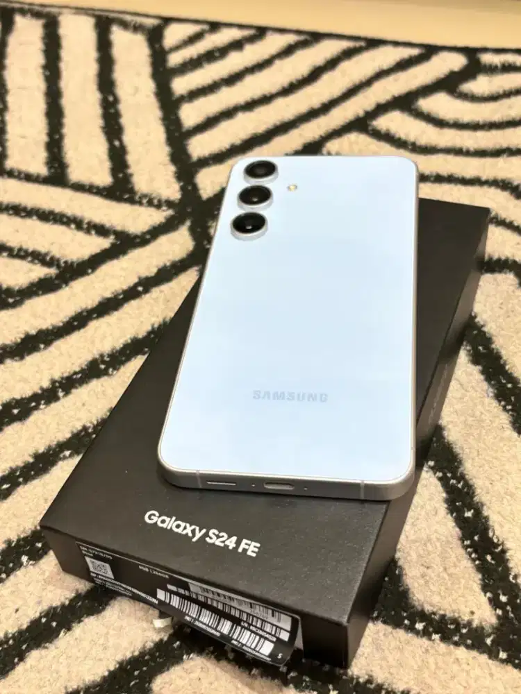 Samsung Galaxy S24 FE