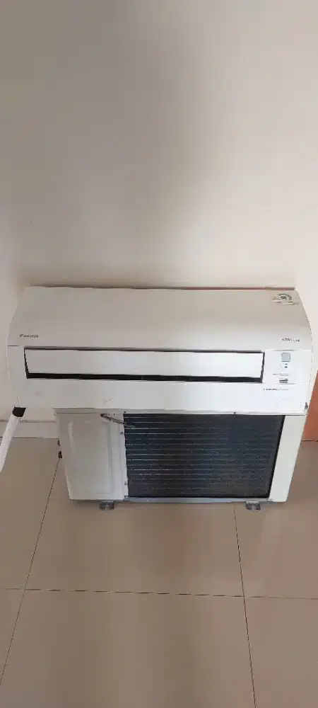 Dijual AC Daikin inverter 1 PK