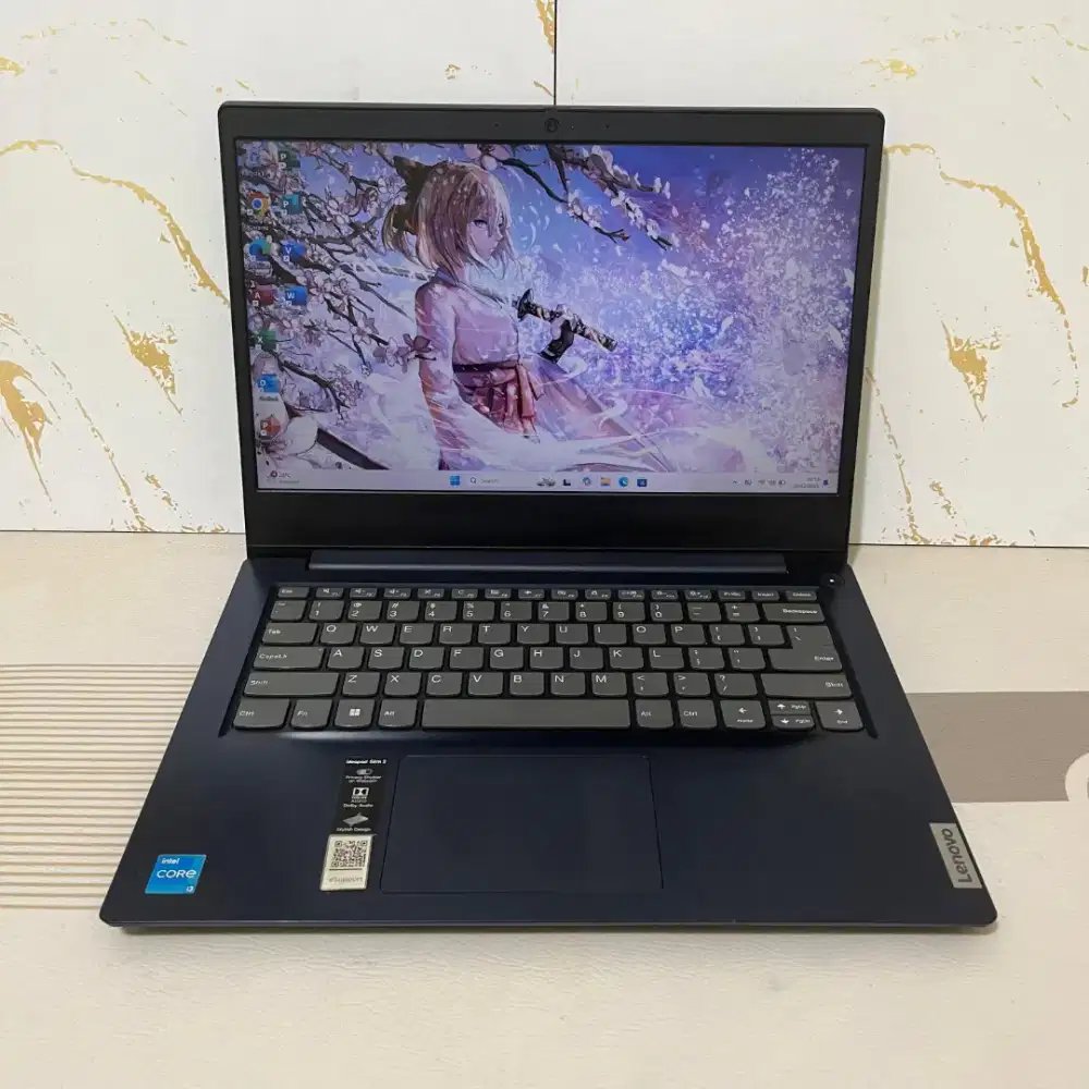 Laptop Lenovo IdeaPad Slim 3 (81X7)