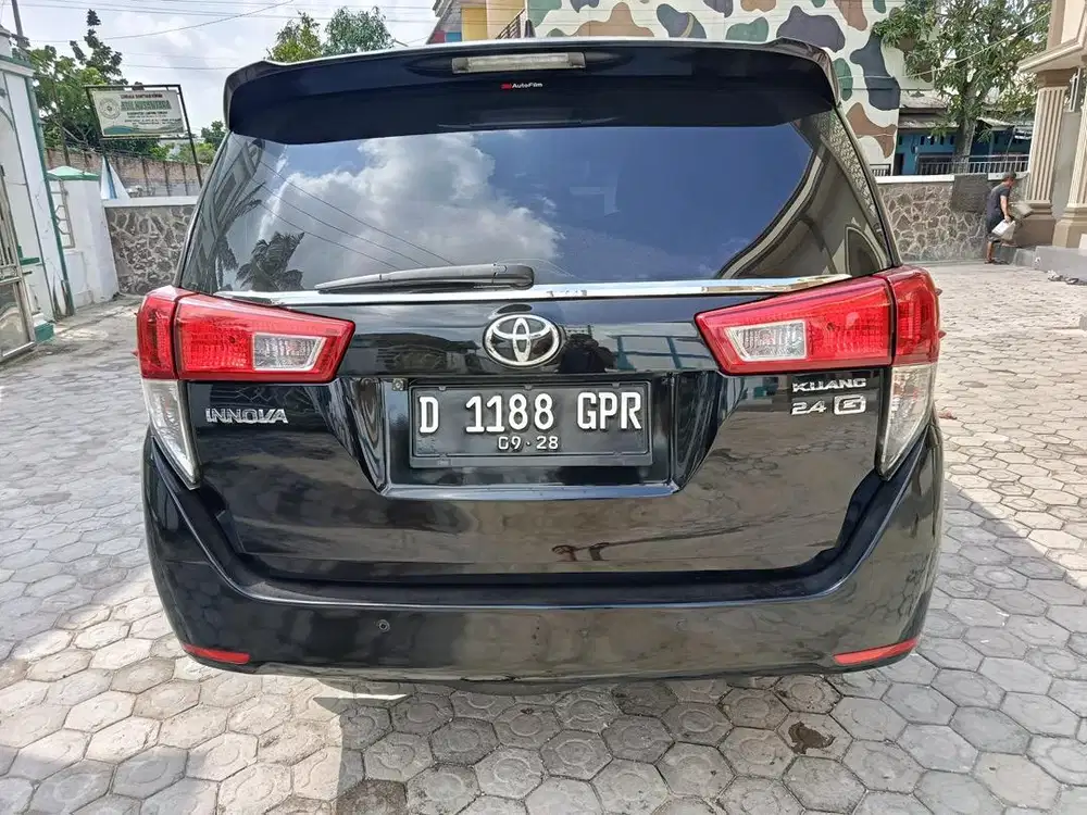 Toyota kijang Innova Reborn 2.4 G M/T