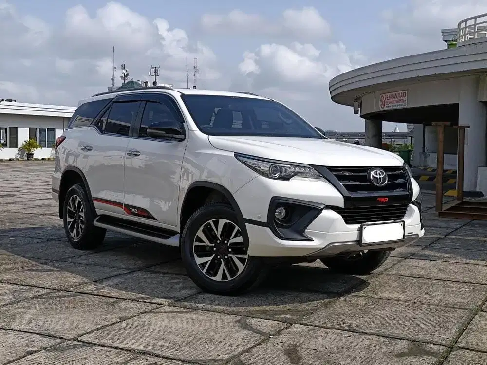 Fortuner VRZ TRD 2.4 AT 2018
