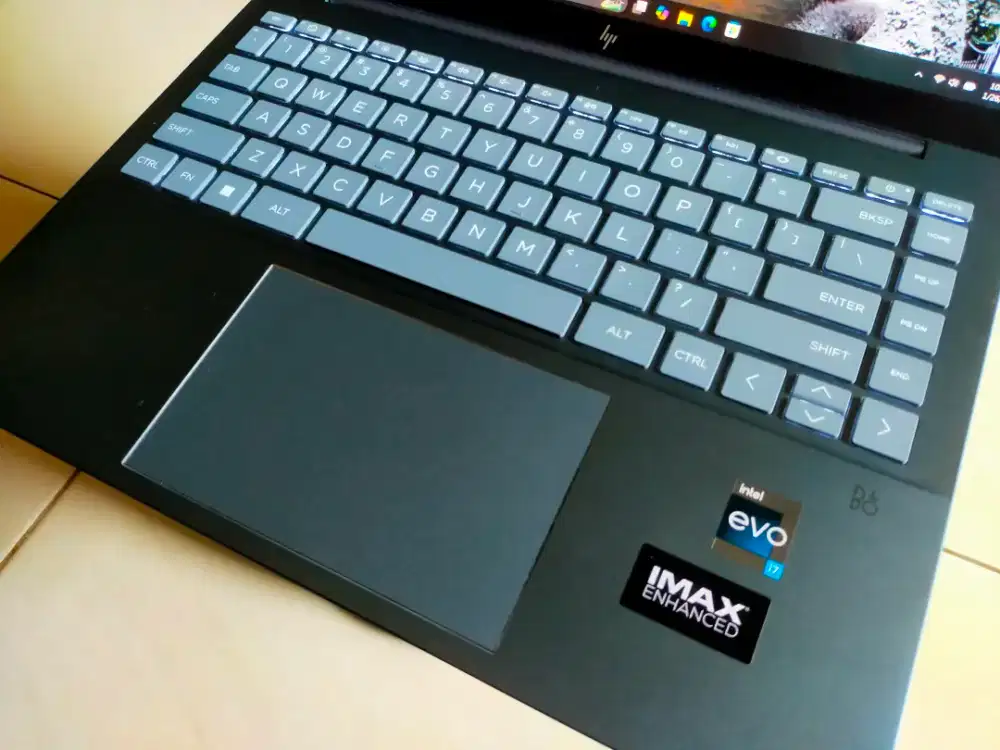 Dijual laptop Hp pavilion Plus 14-ew0081TU
Intel core I7 gen 13 grns