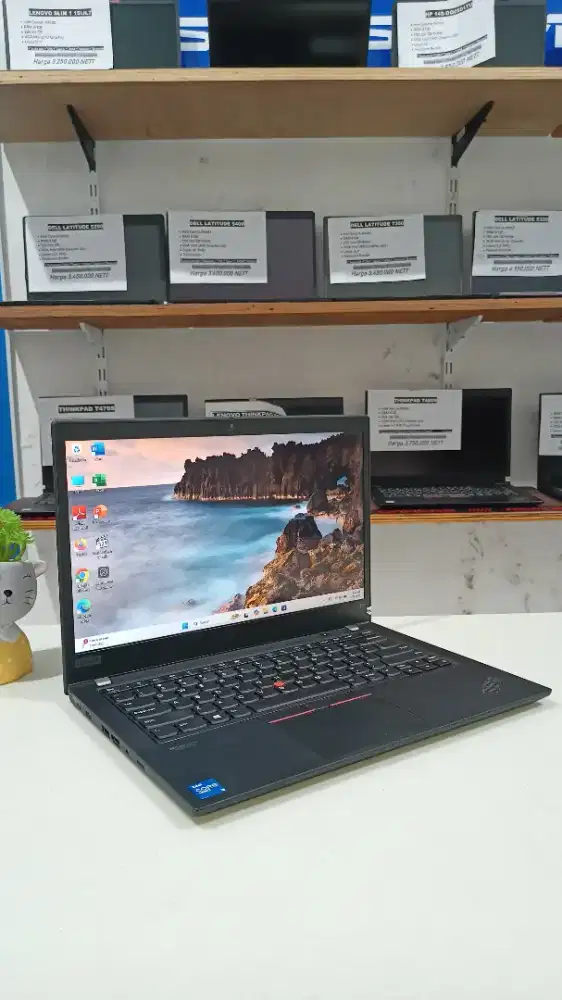 Laptop second Lenovo Thinkpad T14 Gen2 Intel Core i5-Gen11 Ram 16 GB