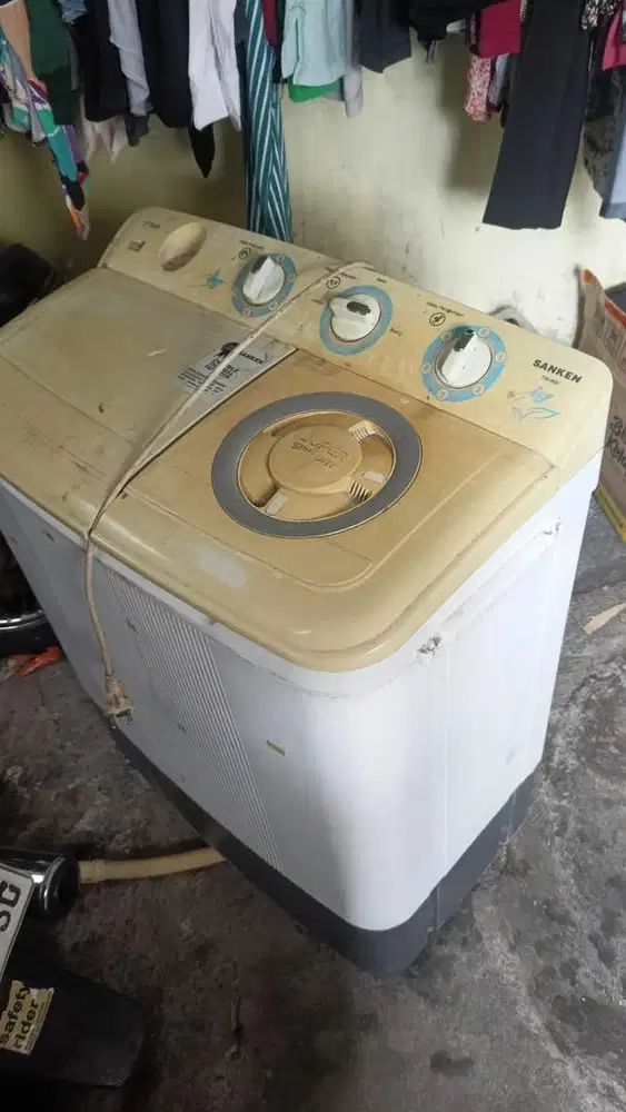 Mesin cuci bekas hidup