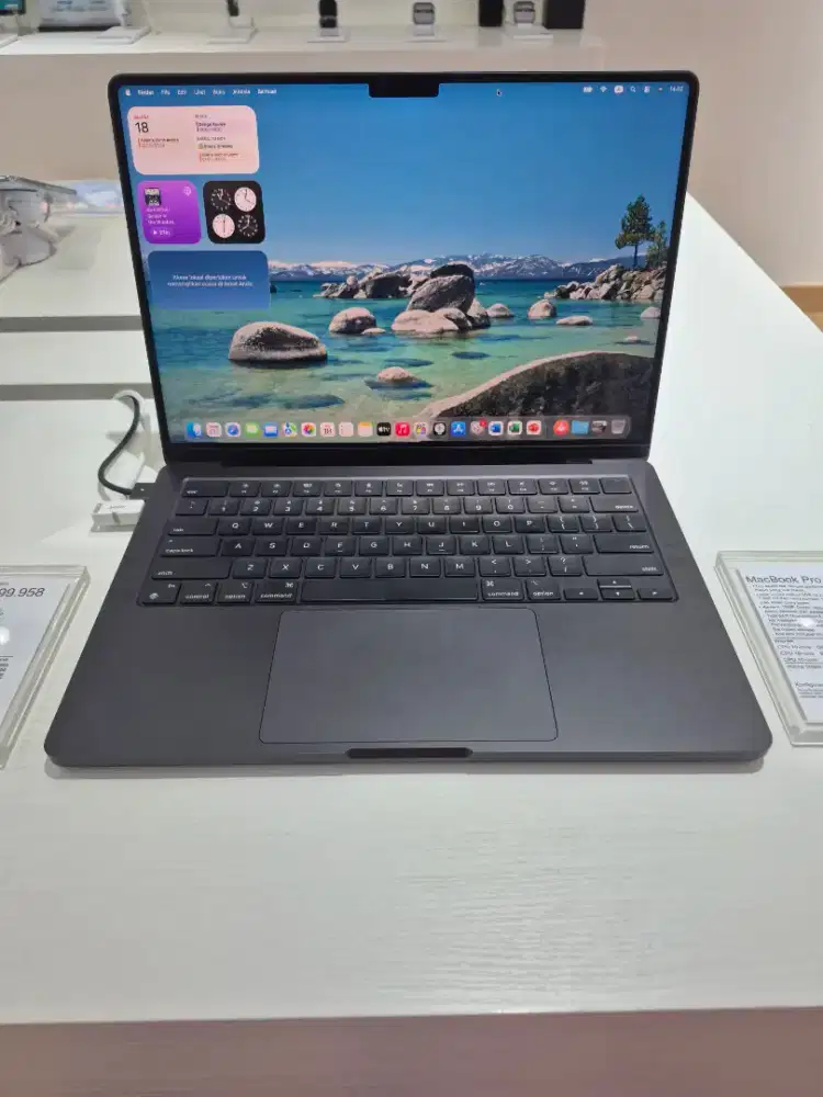 CREDIT MACBOOK PROMO BUNGA 0% FREE 1KALI CICILAN