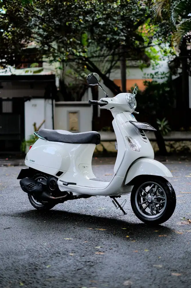 PIAGGIO VESPA LX 125 IGET FACELIFT 2023 MURAH BERGARANSI BISA KREDIT