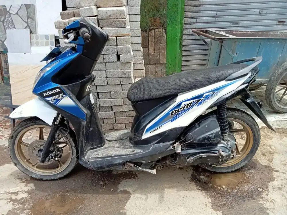 Honda beat tahun 2012 plat t
