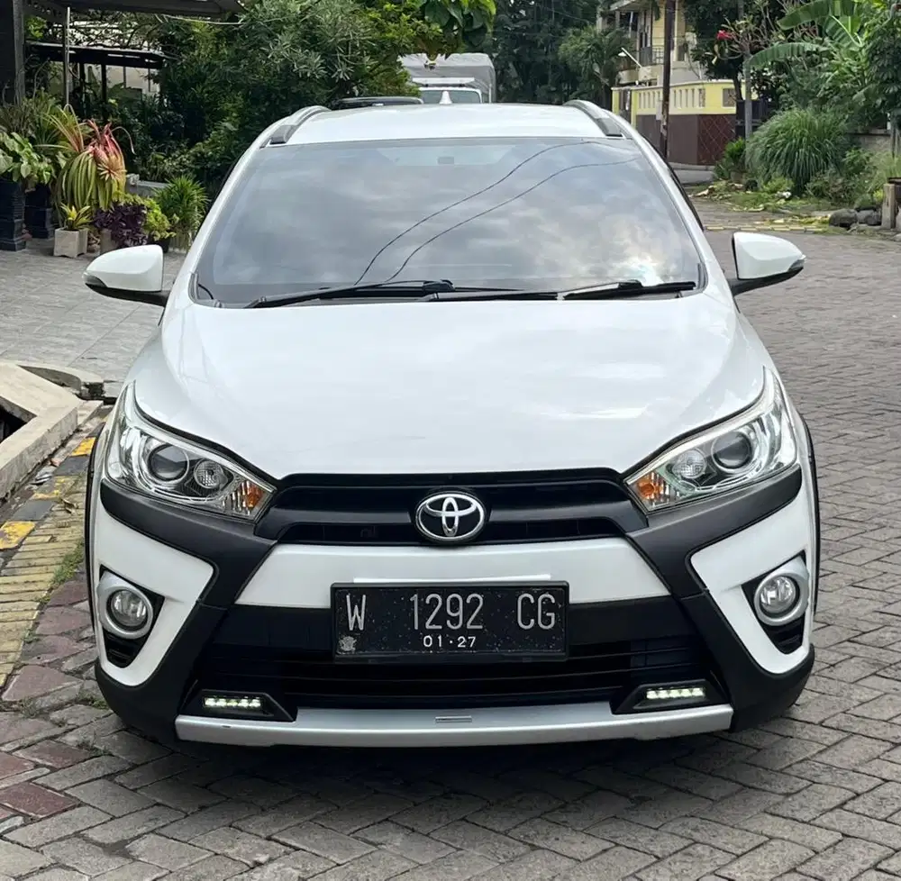 TOYOTA YARIS 1.5 S TRD SPORTIVO HEYKERS 2017 MATIC KM 77rb, DP MINIM