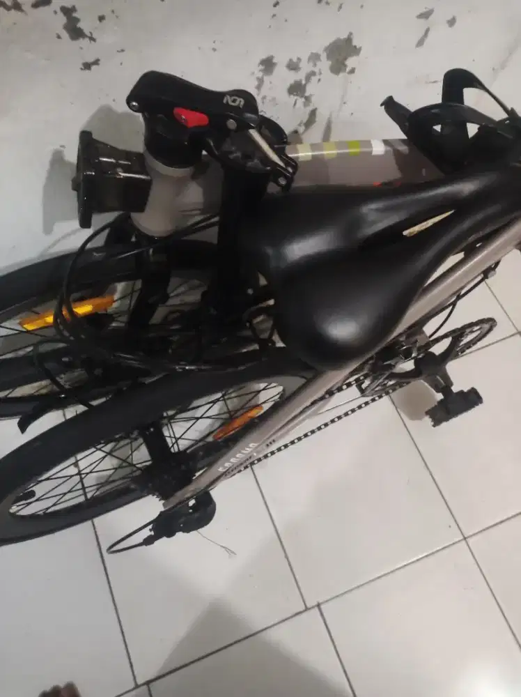 Sepeda lipat merk cosmo