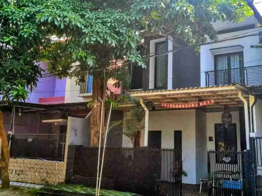 Di Jual Rumah 2 Lantai Perumahan Kebraon Karangpilang Surabaya Selatan Strategis