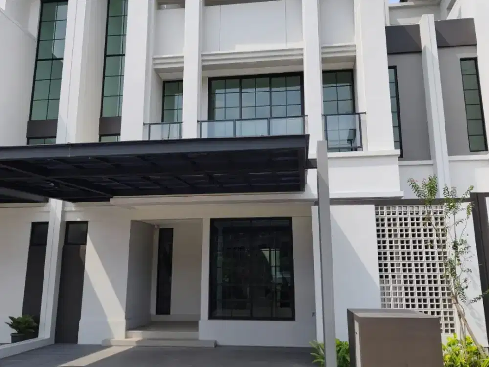 Disewakan Rumah 3 Lantai Welton Signature, Cluster Hiera Bsd