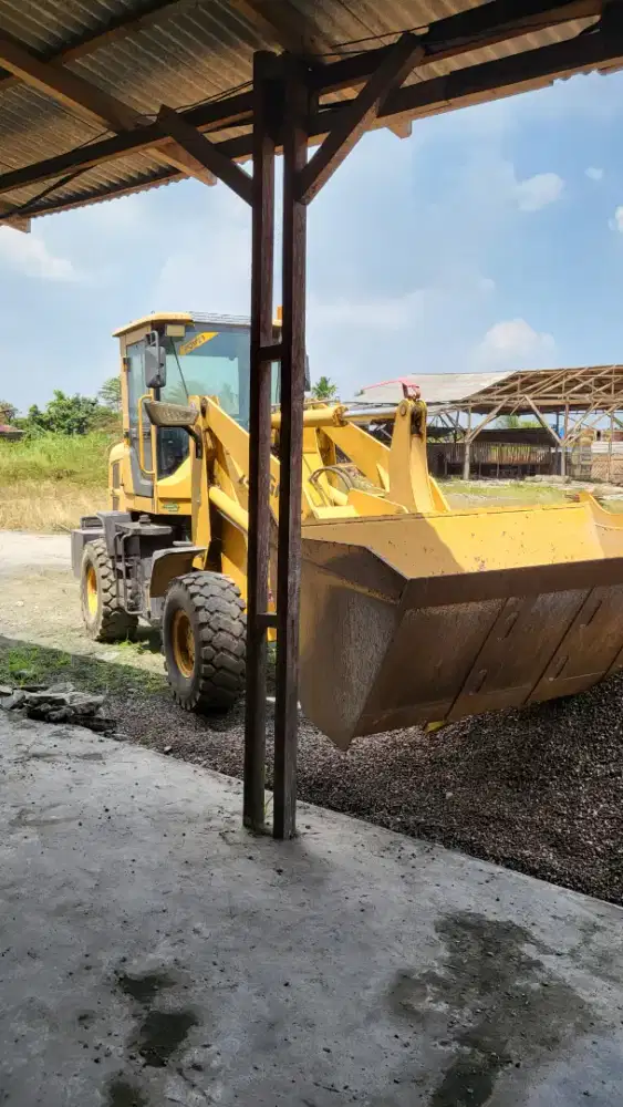 Disewakan alat berat wheel loader