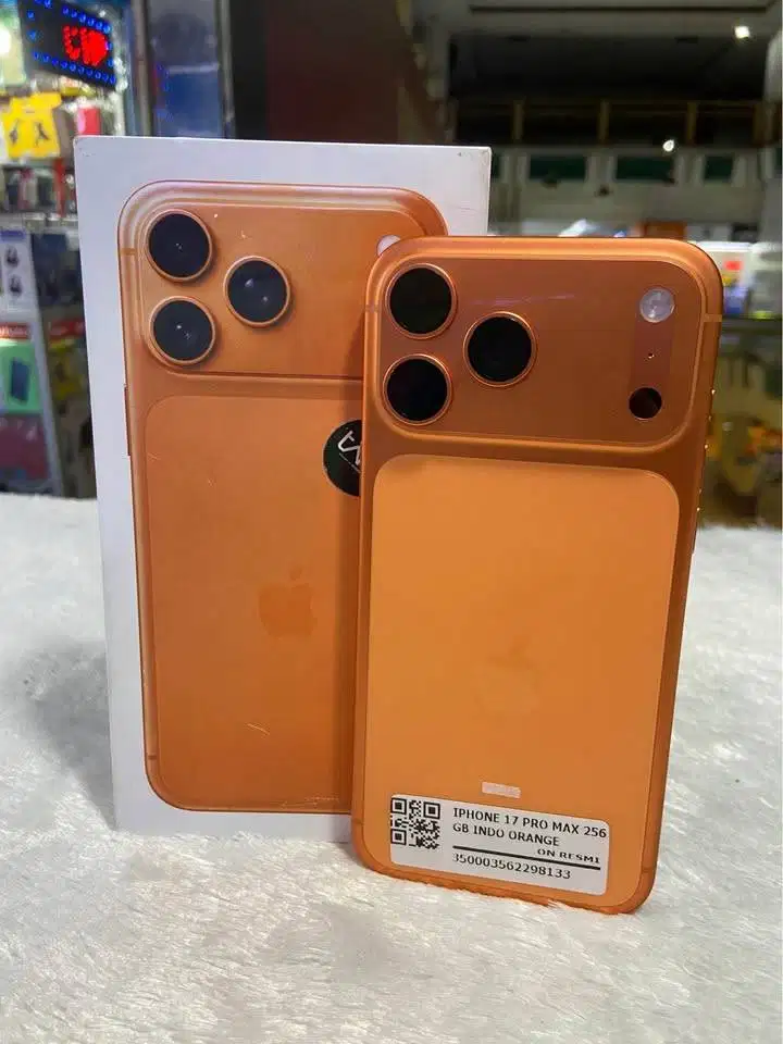 Second IPHONE 17 PROMAX 256gb ORANGE Garansi Panjang bangett (WELLDUTT