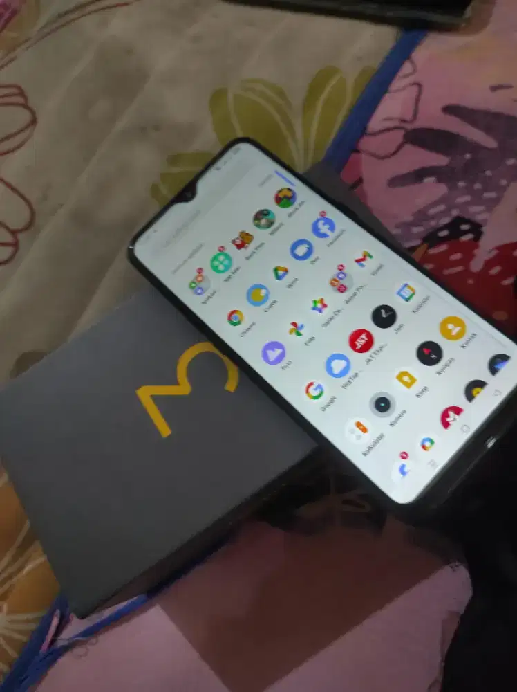 3 Pro , Mulus, terawat