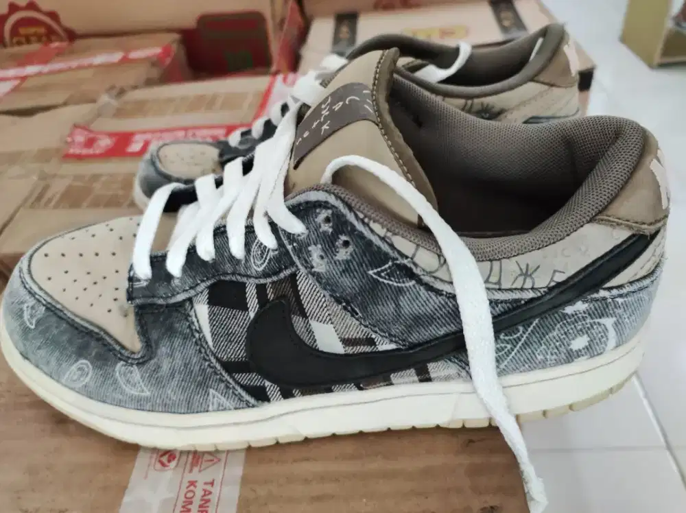 Nike SB dunk Travis Scott ori