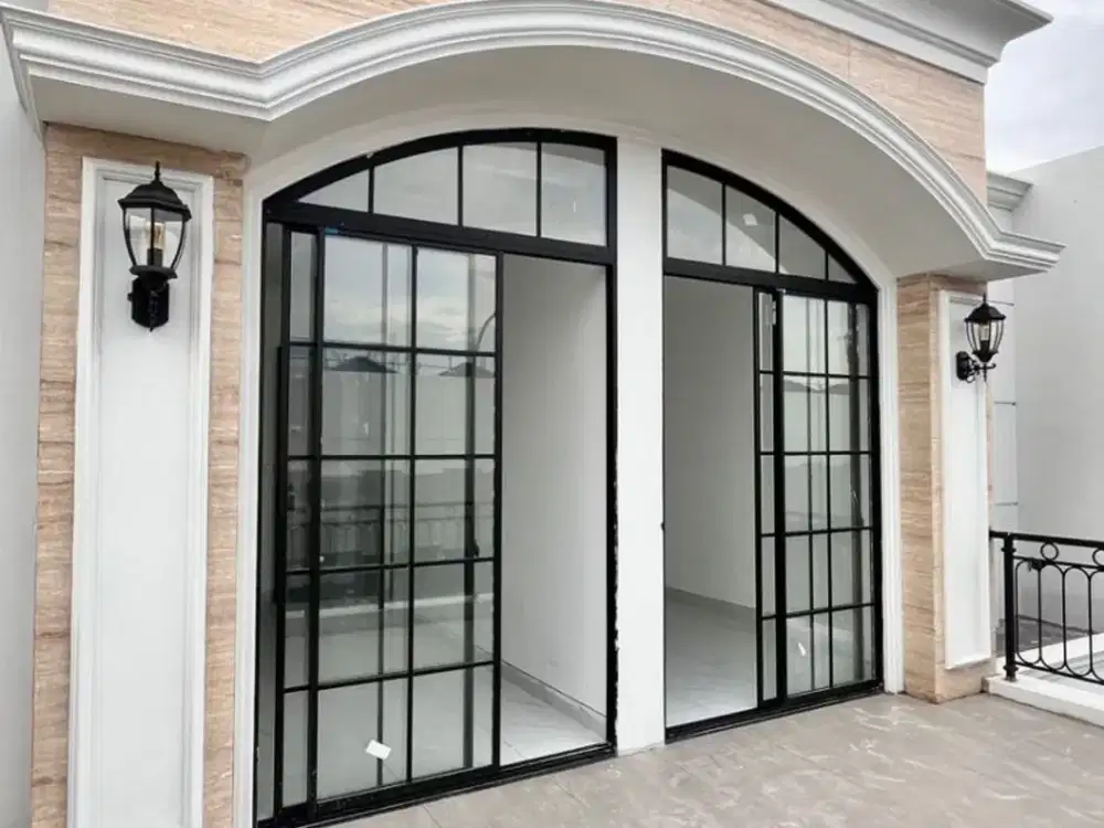 Sewa Rumah 8X10 Bukit Nirmala, Pik 2 Dekat Tol Akses Paling Depan Aloha (For Rent 3 Bedrooms, Near Tollroad)