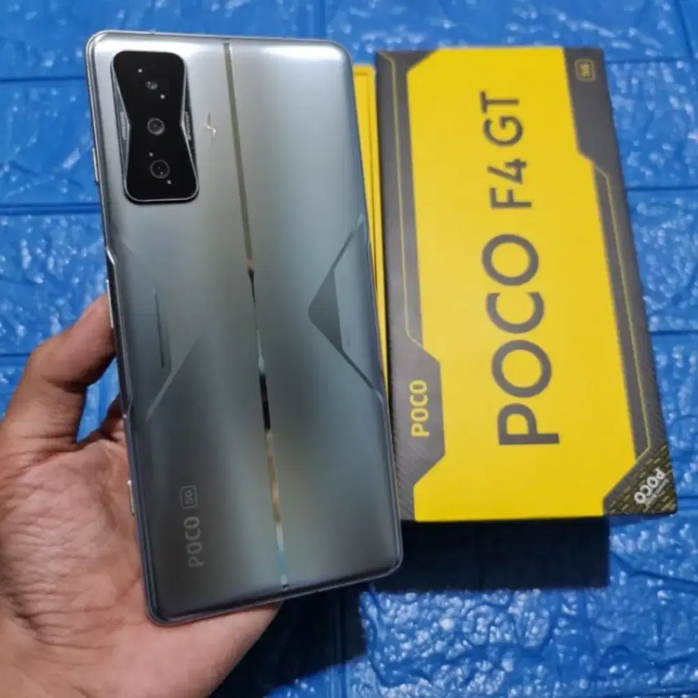 Poco F4 GT 5G 12/256 GB