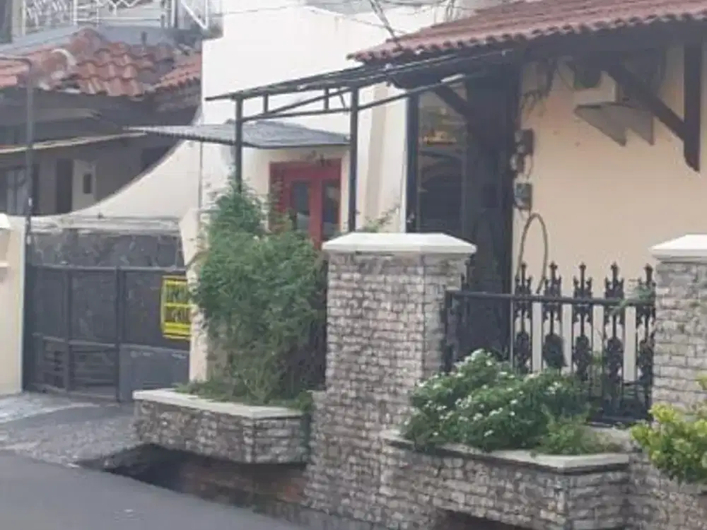 Rumah di Sewakan di Rawamangun  Murah Minimalis Siap Huni