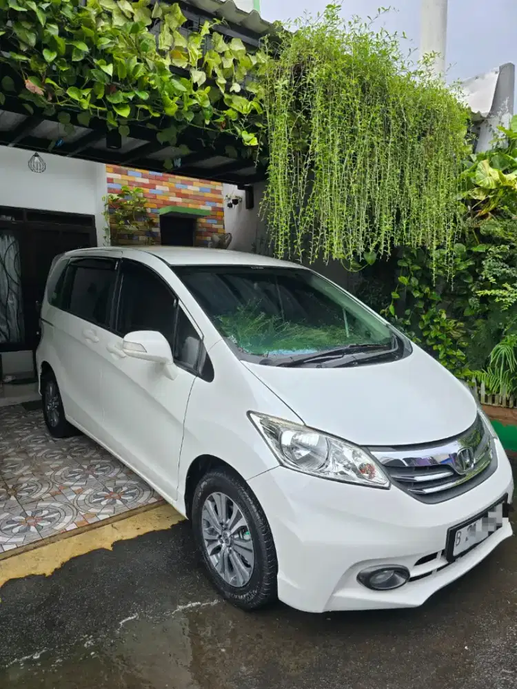 Honda Freed 2013 Bensin