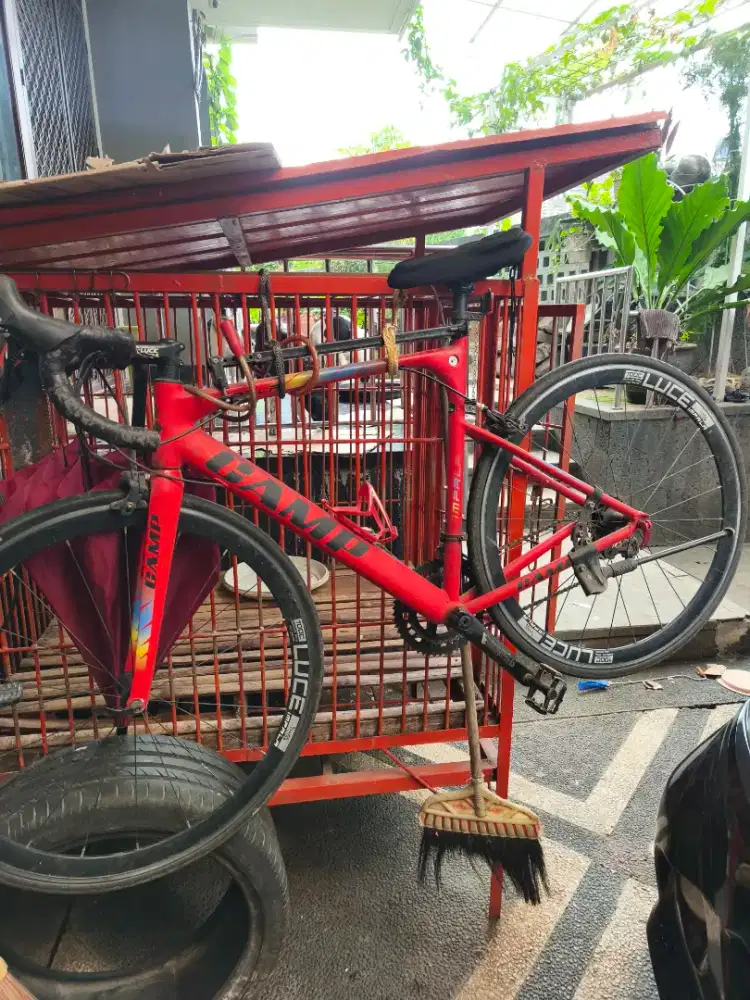 Sepeda roadbike kondisi bagus