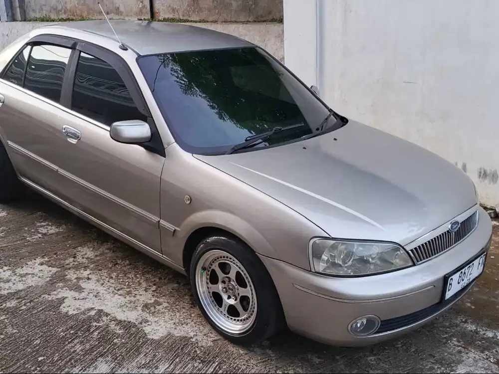 Ford Lynx Ghia 2002 Matic 1.8L – Mesin Halus, Siap Pakai, Pajak Hidup