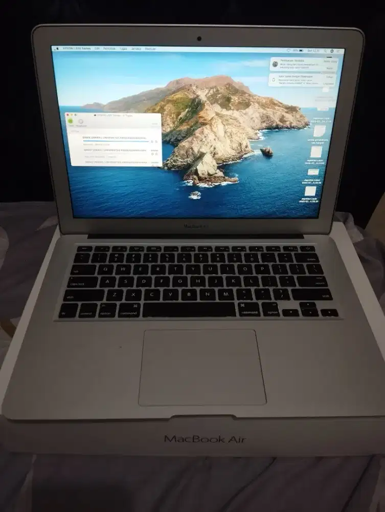Dijual macbook air 13 inch