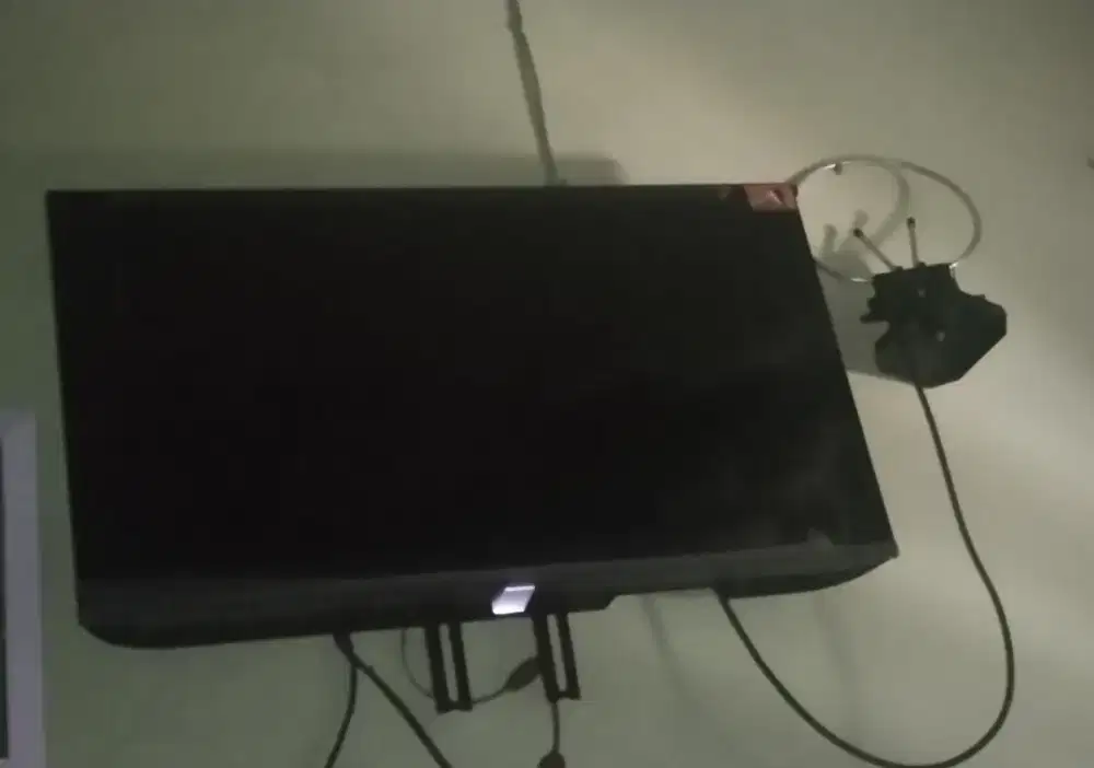 DIJUAL CEPAT TV TCL MASIH MULUS MASIH SEGEL PLASTIK