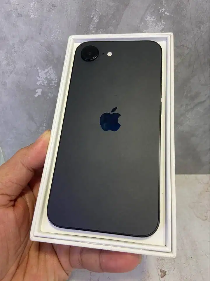 Second IPHONE 16e 128gb Black IBOX Mantapp