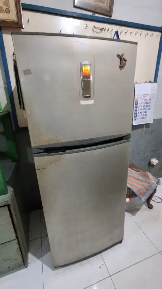 Kulkas 2 Pintu Abu²