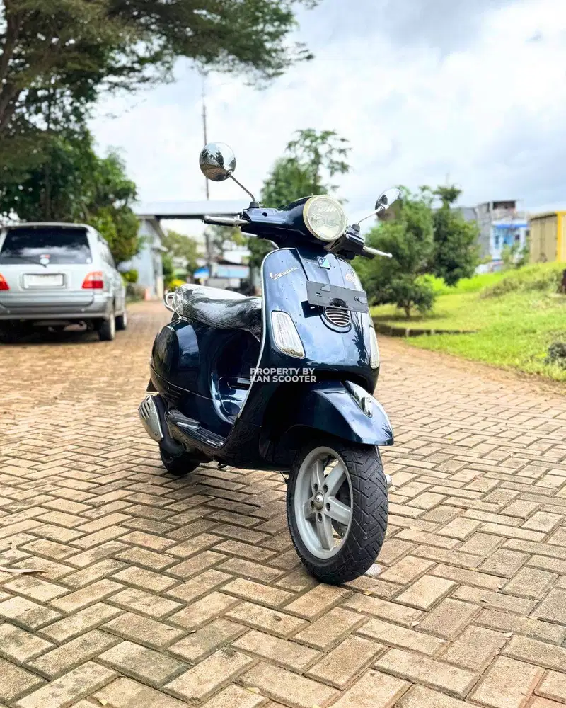 VESPA LX 125 2V KARBU 2011 TERMURAH