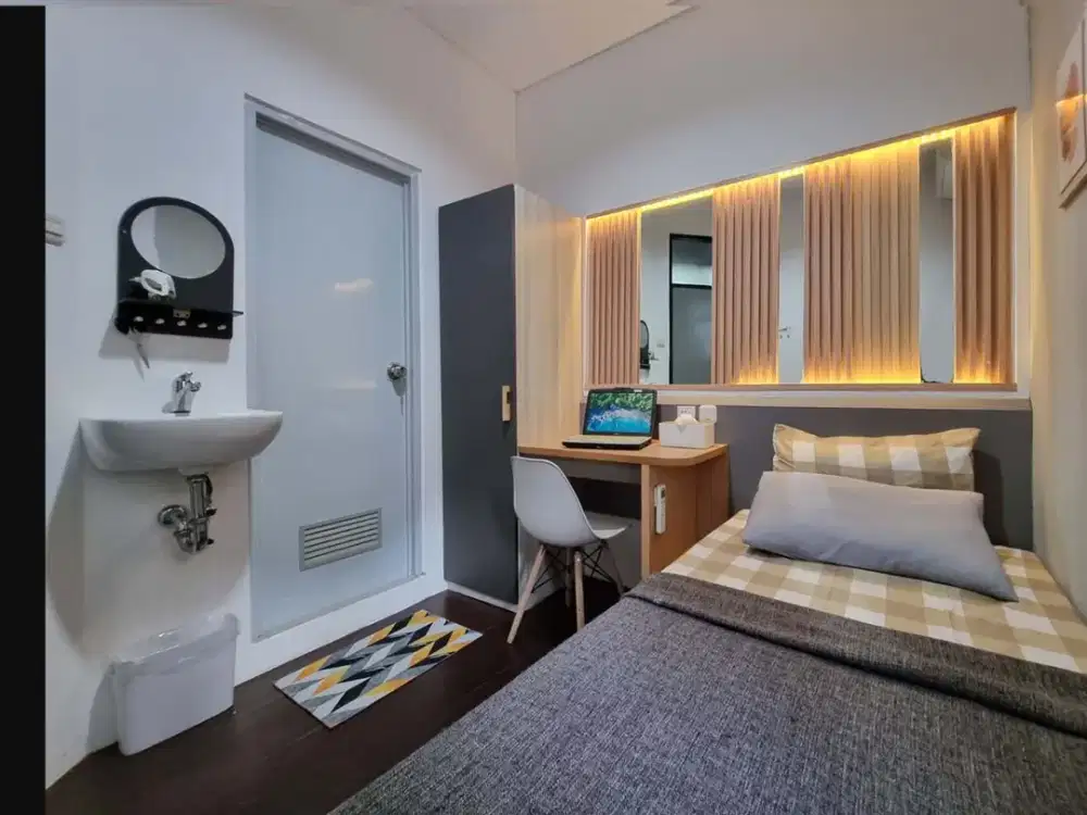 Kost + Parkir Mobil, KM dalam AC Waterheater Full Interior, area Slipi & Kemanggisan