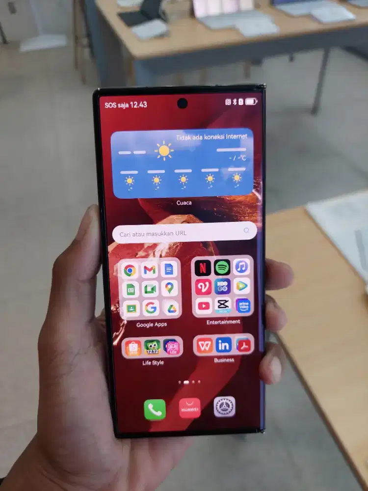 HUAWEI Mate XT I ULTIMATE DESIGN