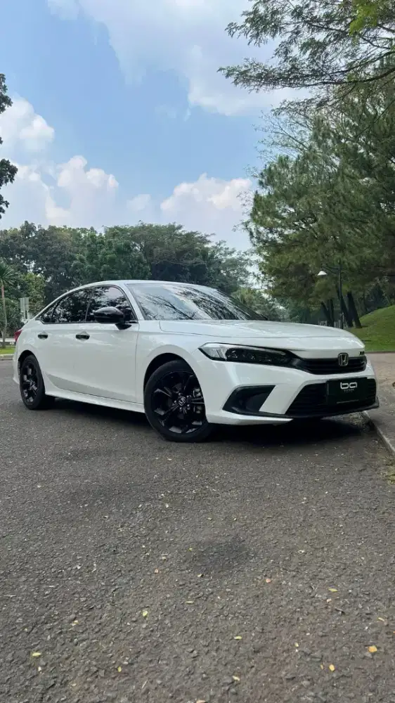 Honda Civic 1.5 RS Turbo Sensing Thn 2023 KM 15rb!