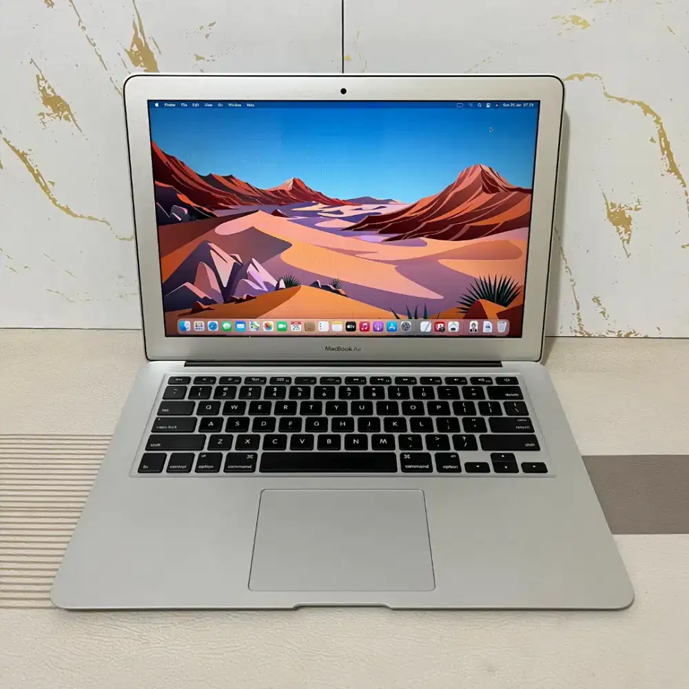 Macbook Air 13-inch, Early 2014.