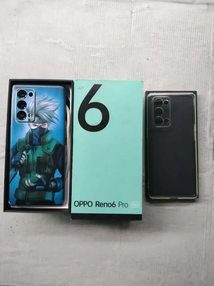 oppo reno 6 pro 5G. 12 / 256 GH