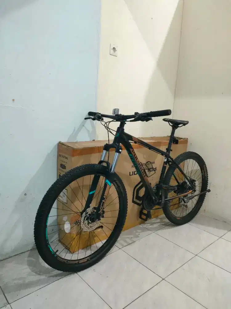 Dijual Sepeda Polygon Premier 4 kondisi Like New