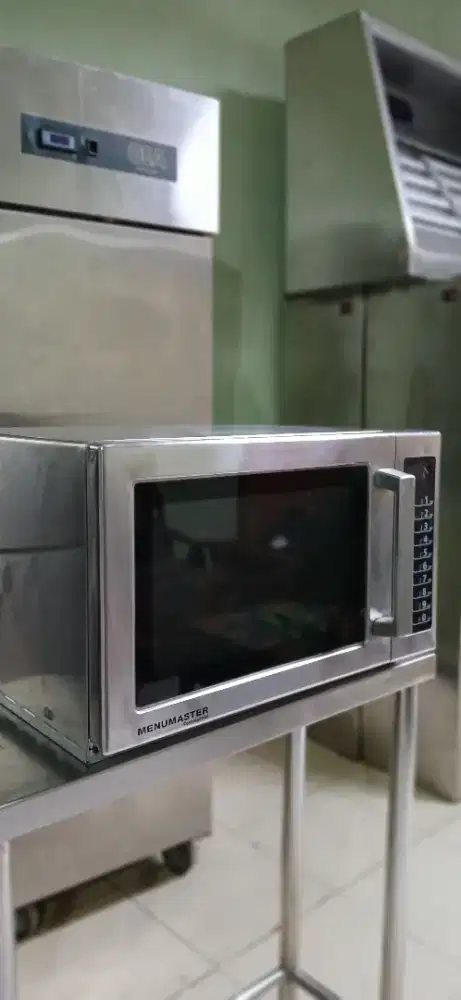 Microwave menumaster RCS511TS
