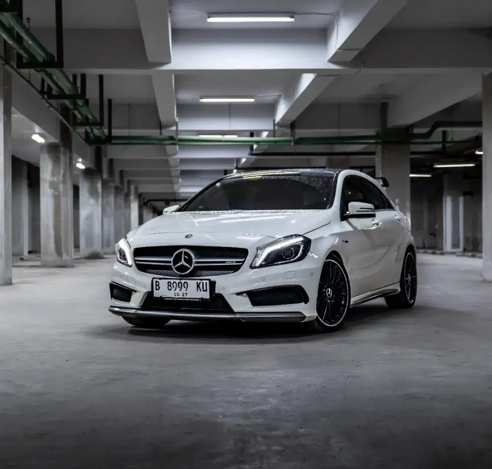 DIJUAL MERCY A45 AMG 2015