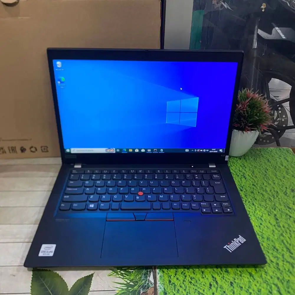 Lenovo Thinkpad X13 Core i5-10310U RAM 16GB SSD 256GB 13.3 FHD Win 11
