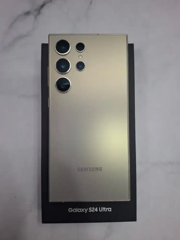 Samsung S24 ultra 5G 12/256