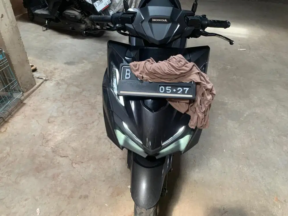 D jual motor vario 160 km 8000 an thn 2022